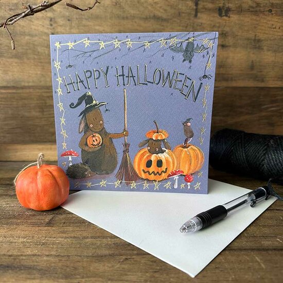 halloween kaart alex clark - happy halloween - konijnen | mullerwenskaarten