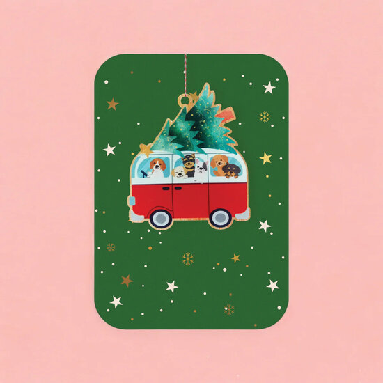 luxe kerstkaart met houten kerstboom hanger - busje met dieren| mullerwenskaarten