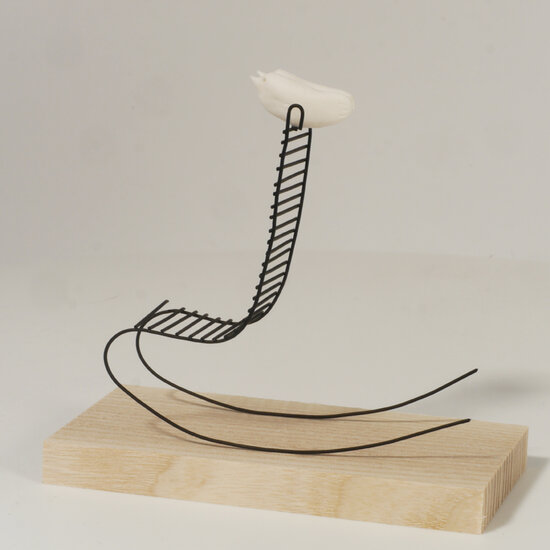 Sculptuur Laurent Tr&eacute;bout - we nemen de tijd - schommelstoel