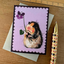 wenskaartje alex clark - cavia met viooltje