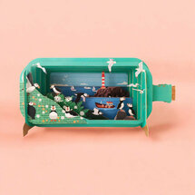 3D pop up wenskaart  - message in a bottle - puffins en vuurtoren