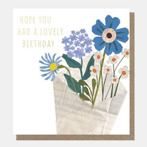 verjaardagskaart te laat caroline gardner - hope you had a lovely birthday - bloemen