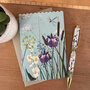 wenskaart alex clark - thinking of you x - bloemen aan water
