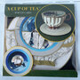 3D pop up wenskaart  - a cup of tea - lezen in het bos